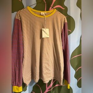 Gravel and Gold Odelay Tee